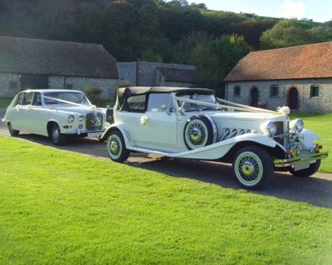 how much does a wedding car cost to hire
